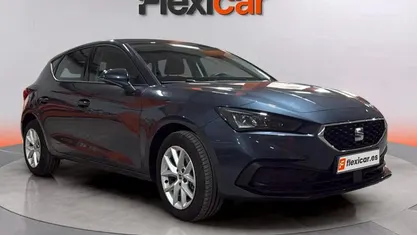 Usado Seat Leon Style 110 CV (80 kW) 2024 Berlina