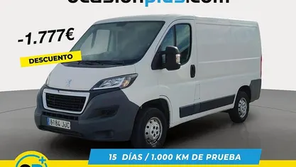 Blanco Usado 2015 Peugeot Boxer Van | 12.213 € (Precio justo)