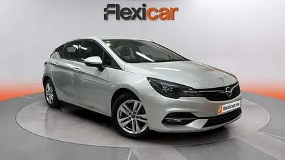 Usado Opel Astra Business Elegance 145 CV (106 kW) 2020 Berlina