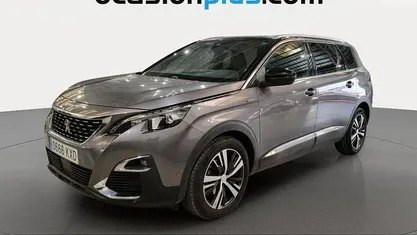 Usado Peugeot 5008 GT-line 131 CV (96 kW) 2019 Gris plata SUV