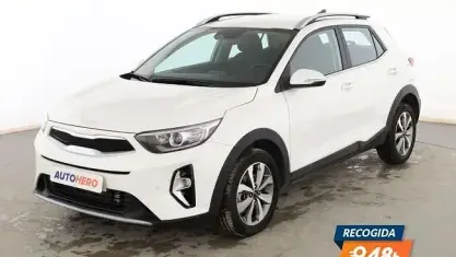 Usado Kia Stonic 101 CV (74 kW) 2025 Blanco SUV