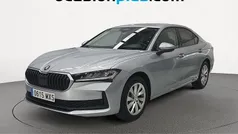 Usado 2025 Skoda Superb Essence Berlina | 31.810 € (Super precio)