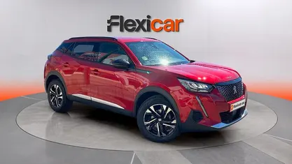Usado Peugeot 2008 Allure 131 CV (96 kW) 2022 Rojo SUV