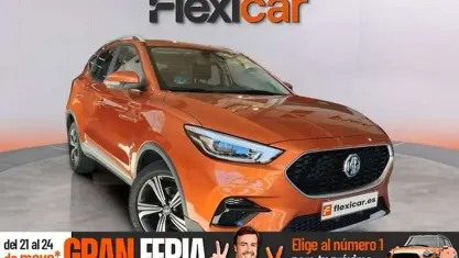 Usado MG ZS Comfort 106 CV (77 kW) 2024 Naranja SUV