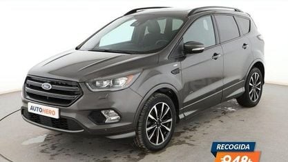 Usado Ford Kuga ST-Line 150 CV (110 kW) 2017 Gris SUV