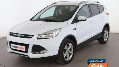 Blanco Usado 2015 Ford Kuga Trend SUV | 11.099 € (Buen precio)