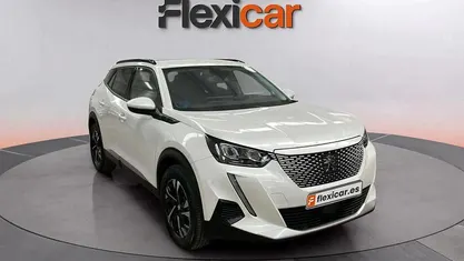 Usado Peugeot e-2008 Allure 100 kW (137 CV) 2020 Blanco SUV
