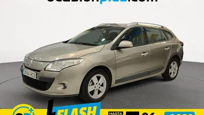 Usado Renault Mégane GrandTour Dynamique 110 CV (80 kW) 2011 Familiar