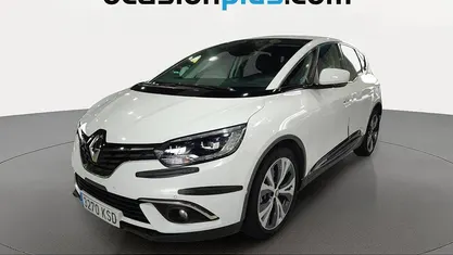 Usado Renault Scénic IV Zen 140 CV (102 kW) 2018 Blanco Monovolumen