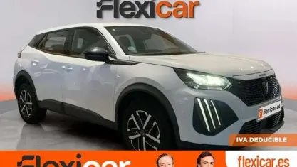 Usado Peugeot 2008 Active 101 CV (74 kW) 2023 Blanco SUV