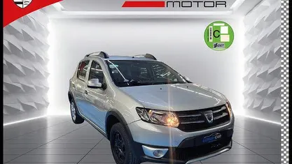 Plateado Usado 2016 Dacia Sandero Stepway Utilitario | 8990 € (Precio justo)