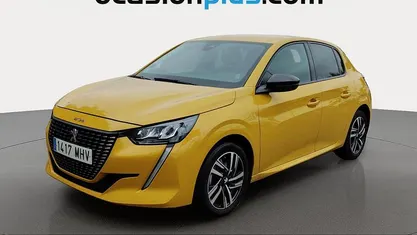 Usado Peugeot 208 Allure 102 CV (75 kW) 2023 Utilitario