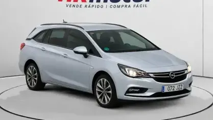 Usado Opel Astra Selective 110 CV (80 kW) 2017 Gris Familiar