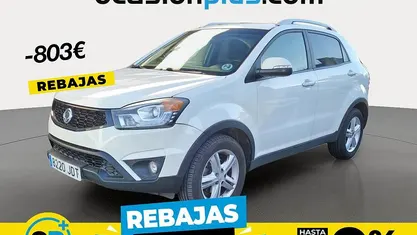 Blanco Usado 2015 Ssangyong (KGM) Korando SUV | 10.850 € (Precio justo)