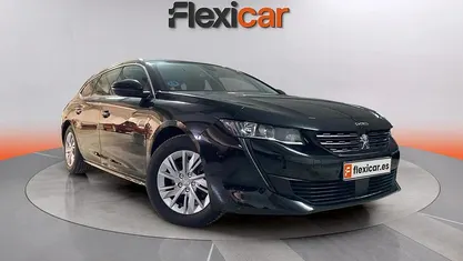 Usado Peugeot 508 SW Active 131 CV (96 kW) 2021 Negro Familiar