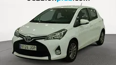 Blanco Usado 2015 Toyota Yaris Active Utilitario | 9800 € (Precio justo)