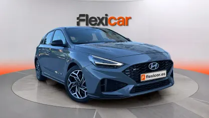 Usado Hyundai i30 N Line 101 CV (74 kW) 2024 Gris Berlina
