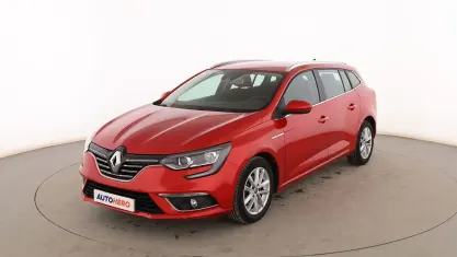 Usado Renault Mégane GrandTour Zen 110 CV (80 kW) 2017 Rojo Familiar
