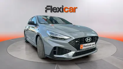 Usado Hyundai i30 N Line 140 CV (102 kW) 2025 Gris Berlina