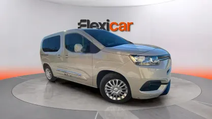 Usado Toyota Proace Verso Active 131 CV (96 kW) 2020 Beige Familiar