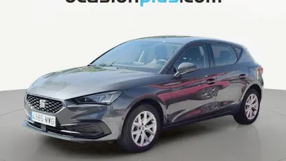 Usado Seat Leon Style 116 CV (85 kW) 2024 Azul Utilitario