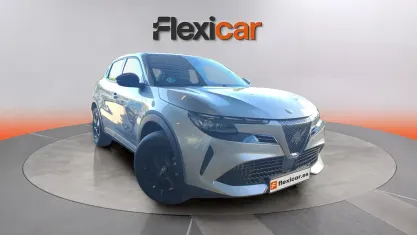 Usado Alfa Romeo GT Junior 136 CV (100 kW) 2025 Gris SUV