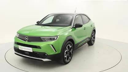 Verde Usado 2021 Opel Mokka-e Ultimate SUV | 16.500 € (Precio justo)