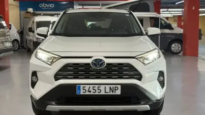 Usado Toyota RAV4 Hybrid Advance 218 CV (160 kW) 2019 Blanco SUV