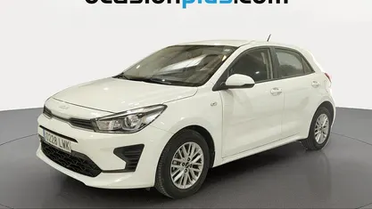 Usado Kia Rio 84 CV (61 kW) 2022 Blanco Utilitario