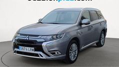 Blanco Usado 2021 Mitsubishi Outlander P-HEV SUV | 24.082 € (Precio justo)