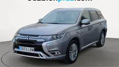 Blanco Usado 2021 Mitsubishi Outlander P-HEV SUV | 24.082 € (Precio justo)