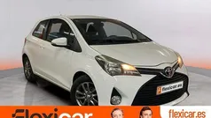 Blanco Usado 2015 Toyota Yaris Active Berlina | 9490 € (Buen precio)