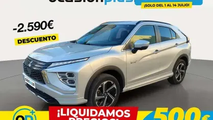 Usado Mitsubishi Eclipse Cross 188 CV (138 kW) 2023 Plateado SUV