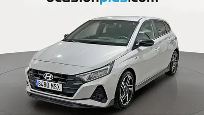 Usado Hyundai i20 N Line 80 CV (58 kW) 2024 Gris Utilitario