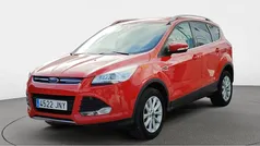 Rojo Usado 2016 Ford Kuga Titanium SUV | 13.990 € (Precio justo)