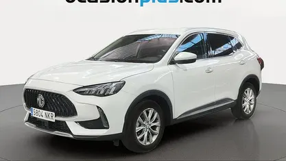 Käytetty MG HS Comfort 162 HP (119 kW) 2024 Valkoinen Katumaasturi