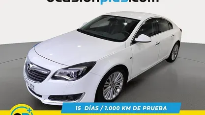 Blanco Usado 2015 Opel Insignia Excellence Berlina | 11.750 € (Precio justo)