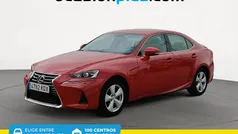 Rojo Usado 2017 Lexus IS300h Business Edition Berlina | 21.690 € (Precio justo)