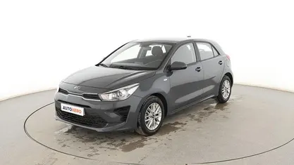 Usado Kia Rio 84 CV (61 kW) 2021 Berlina