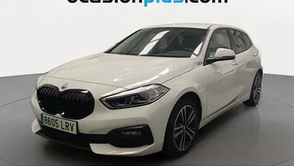 Usado BMW 118 140 CV (102 kW) 2021 Blanco Utilitario