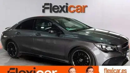 Usado Mercedes CLA200 156 CV (114 kW) 2018 Gris Berlina