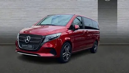 Usado Mercedes V250 Avantgarde 190 CV (139 kW) 2025 Monovolumen
