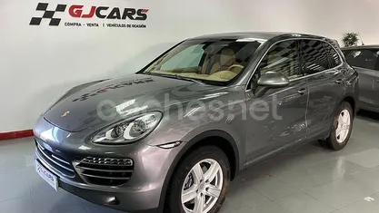 Gris / plata Usado 2012 Porsche Cayenne SUV | 23.900 € (Precio justo)