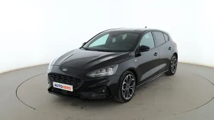 Usado Ford Focus ST-Line 125 CV (91 kW) 2019 Negro Berlina
