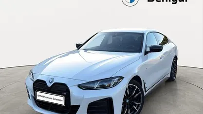 Usado 2025 BMW i4 Comfort Edition Berlina | 71.800 € (Precio justo)