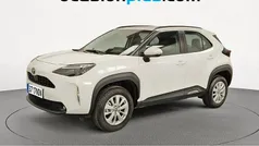 Blanco Usado 2024 Toyota Yaris Cross Business Edition SUV | 22.522 € (Buen precio)