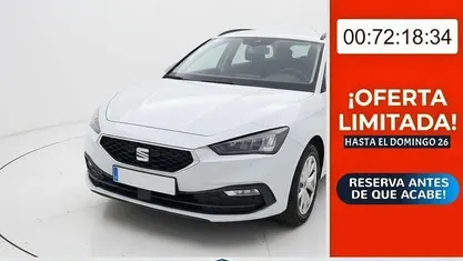 Begagnad Seat Leon Reference 116 HK (85 kW) 2021 Vit Sedan