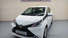 Blanco Usado 2018 Toyota Aygo x-sky Utilitario | 11.990 € (Precio justo)