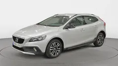 Gris plata Usado 2017 Volvo V40 CC Momentum Familiar | 14.590 € (Precio justo)