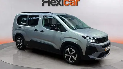 Usado 2025 Peugeot Rifter GT Monovolumen | 25.990 € (Precio justo)